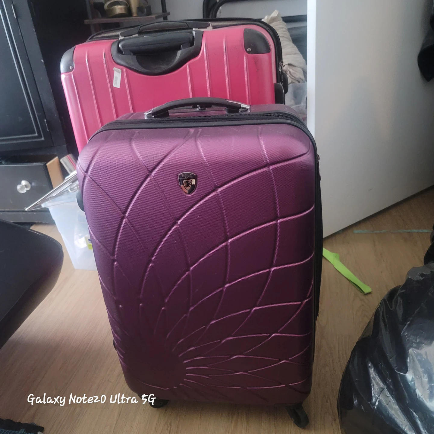 Heys Purple and pink Luggage