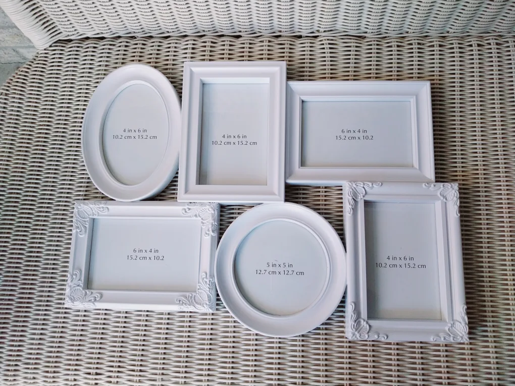 White Photo Gallery Frame (NEW) image indicator(2)