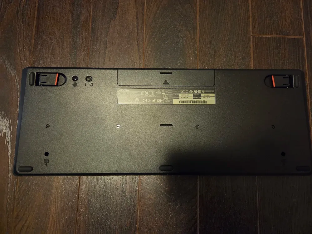 Lenovo Wireless Keyboard image indicator(2)