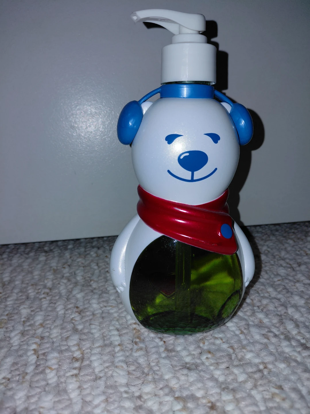 Bath & Body Works Polar Bear-y Hand Soap