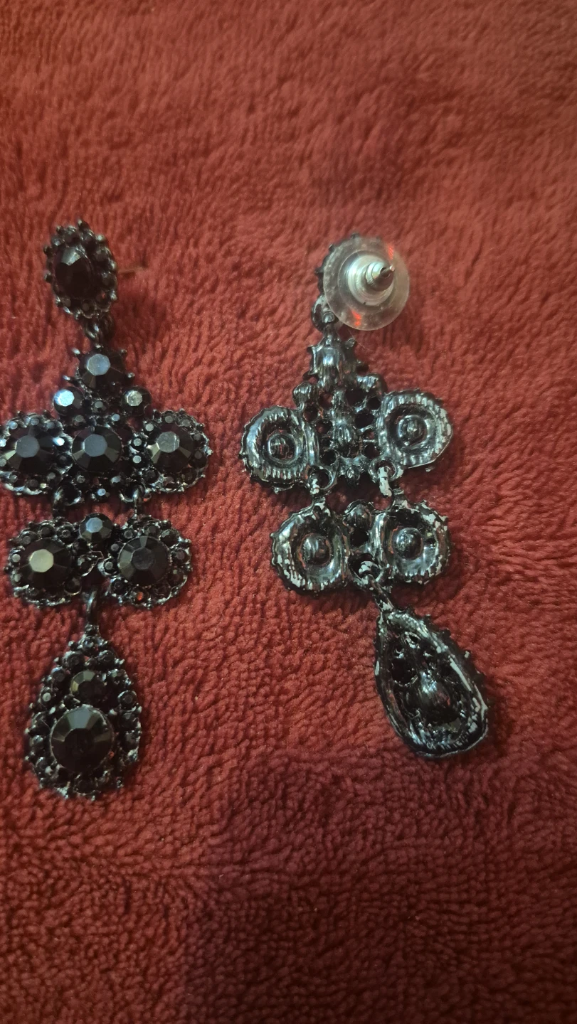 Black Statement Earrings - photo 3