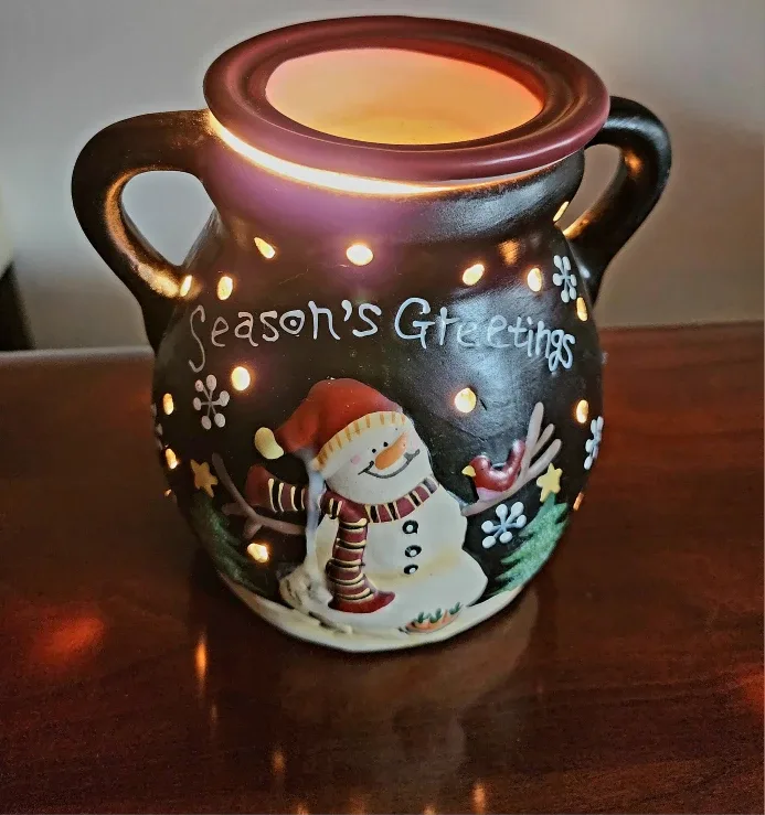 Ceramic Season's Greetings Electric Lamp Christmas Warmer image indicator(3)