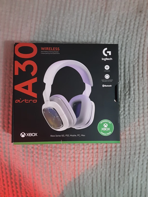 Logitech Astro A30 Wireless Gaming Headset - Xbox