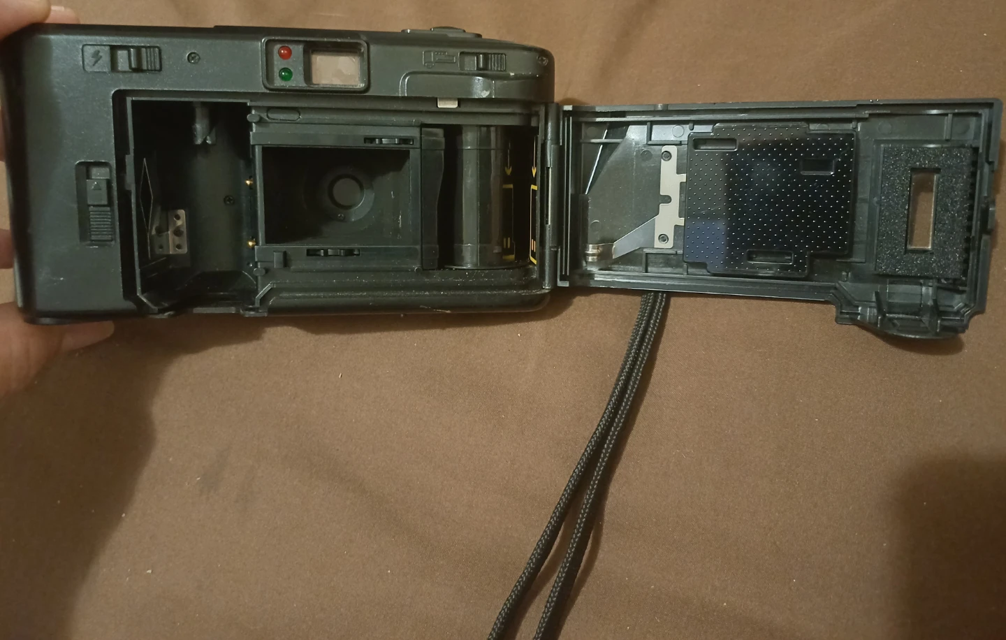 FREE Vivitar PS:20 Point & Shoot 35mm Camera - photo 2