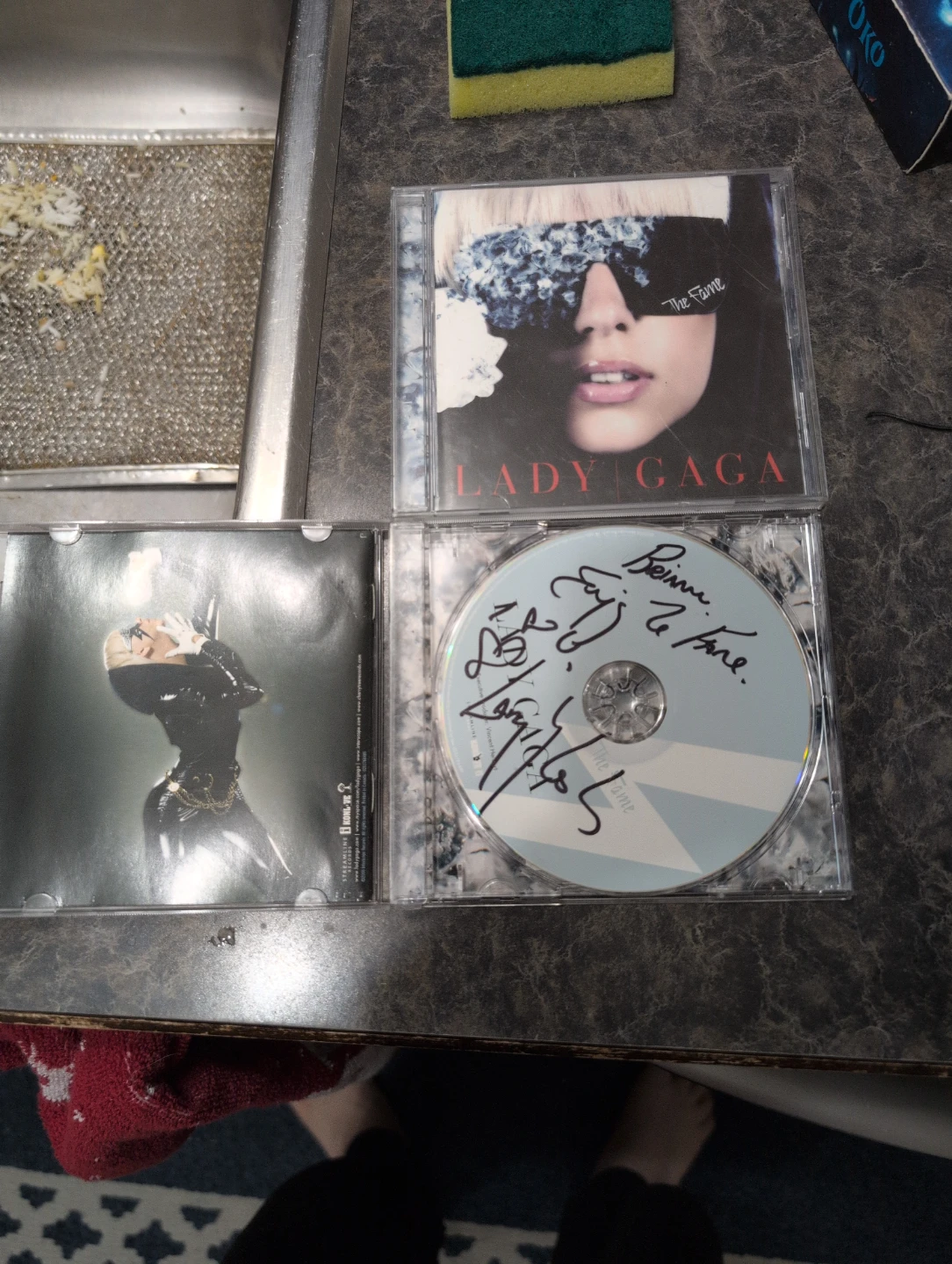 Lady Gaga "The Fame" CD - Autographed!