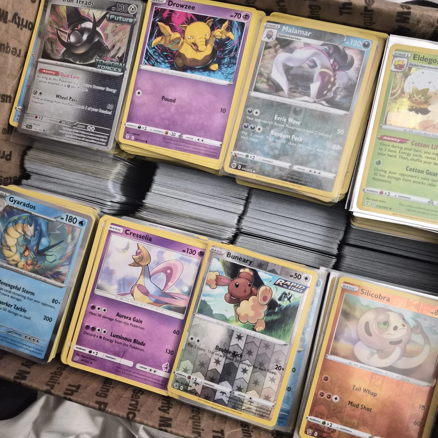 2000 Plus Lot of Pokémon Cards - photo 2