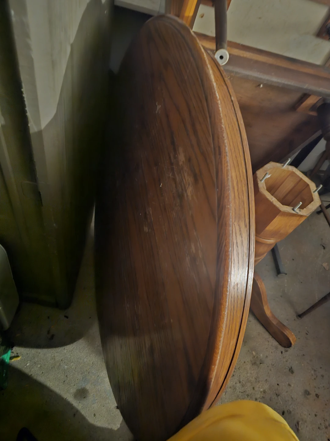 42" pedestal table