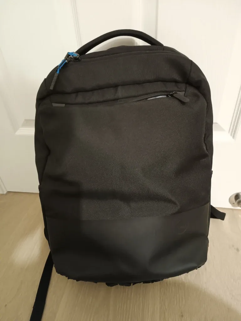 Dell Essential Backpack - Black image indicator(2)