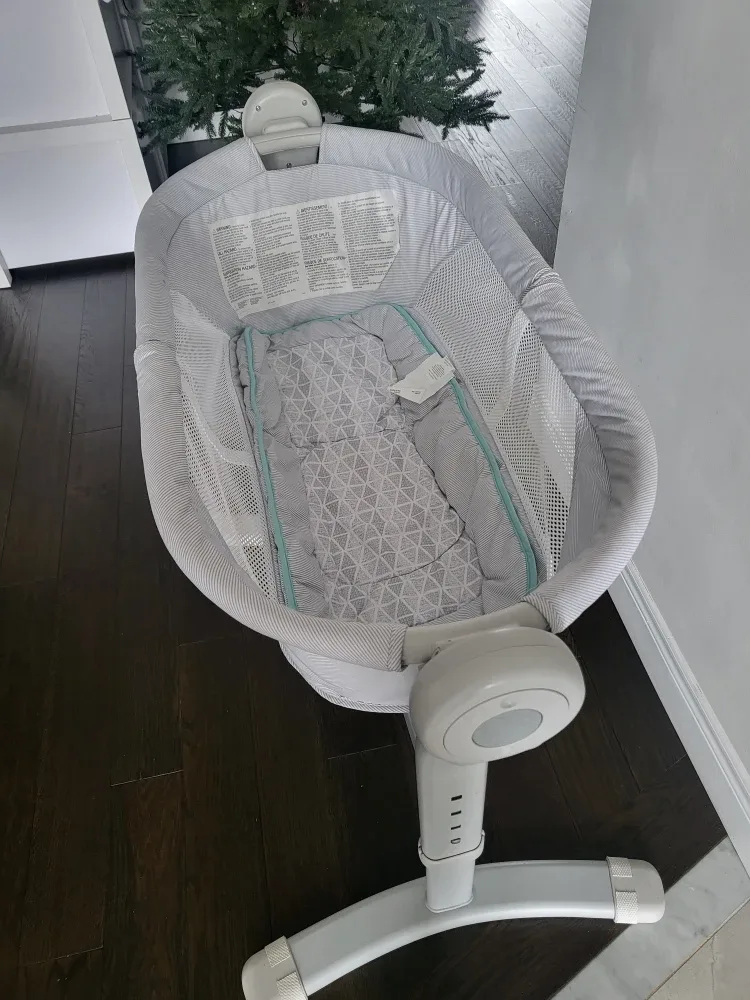 Ingenuity FoldAway Rocking Bassinet. #Cleanout image indicator(2)