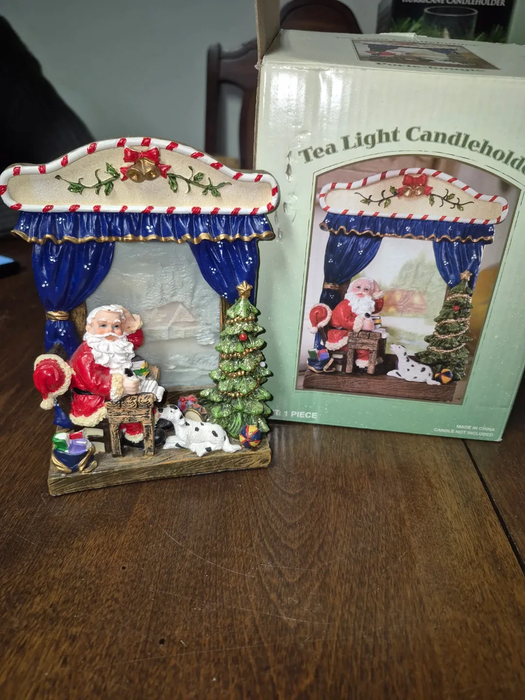 Santa Tea Light Candleholder with Box image indicator(2)