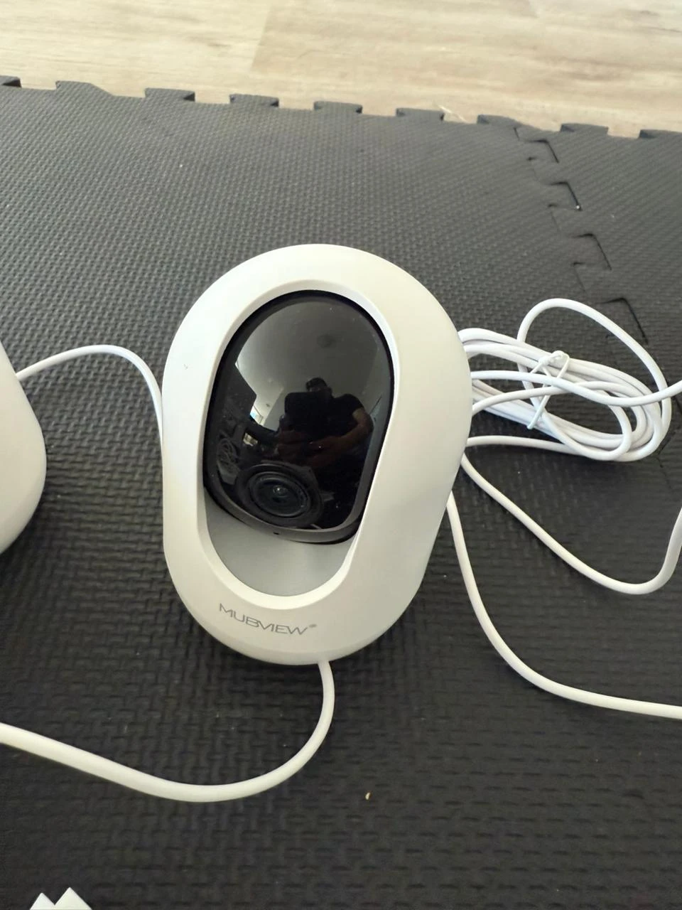MUBVIEW Security Camera - Brand New never used - photo 2