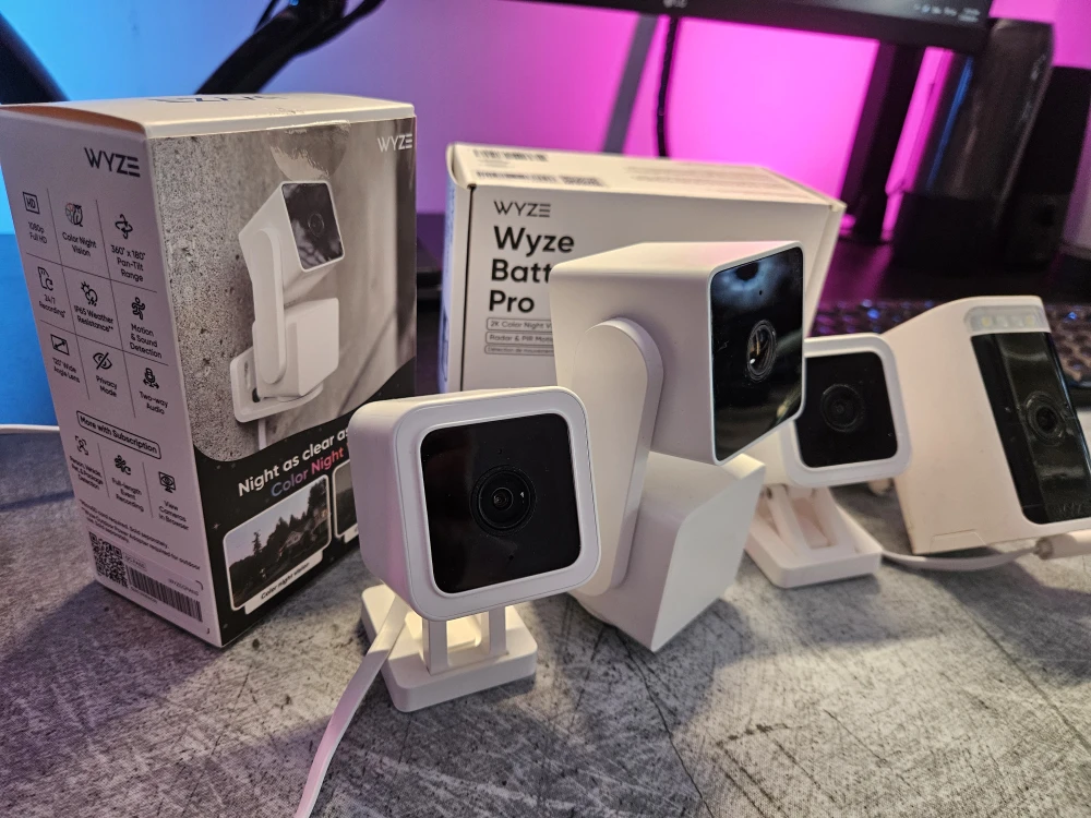 Wyze Cam Pros - Home Security Camera - photo 2