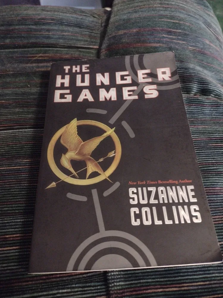 The Hunger Games by Suzanne Collins image indicator(3)