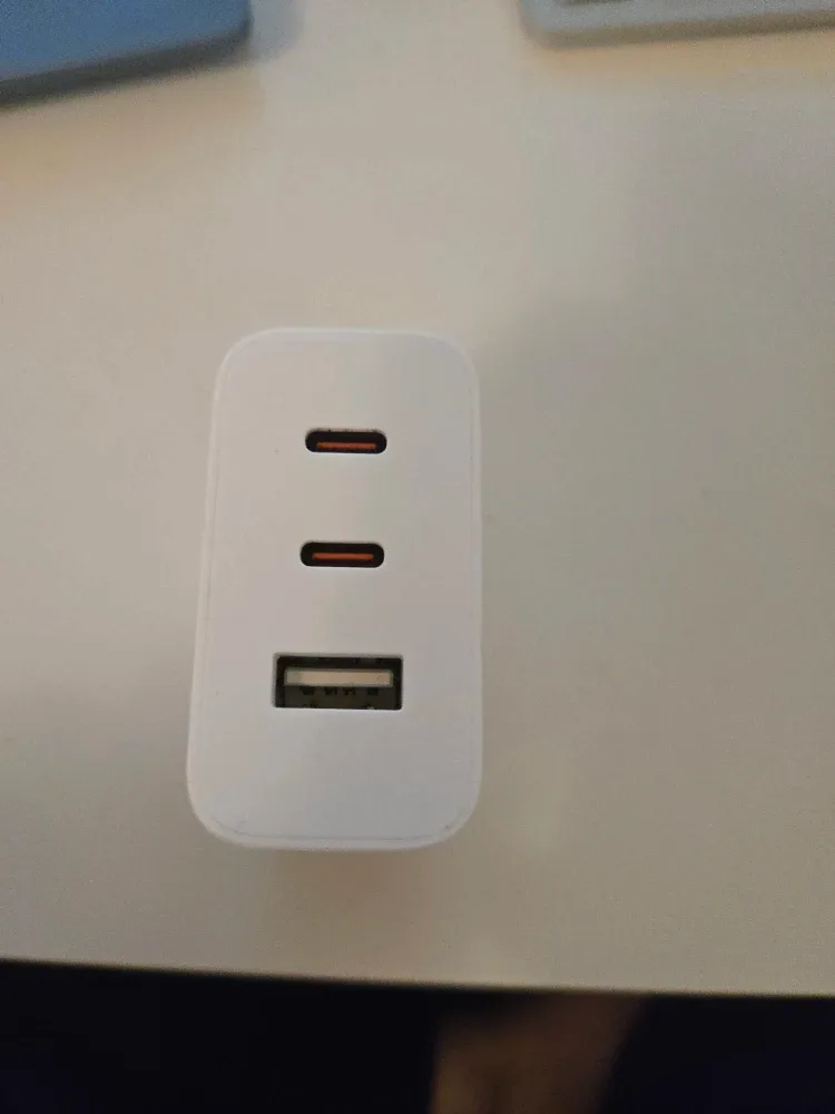 Xiaomi 67W USB Charger image indicator(2)