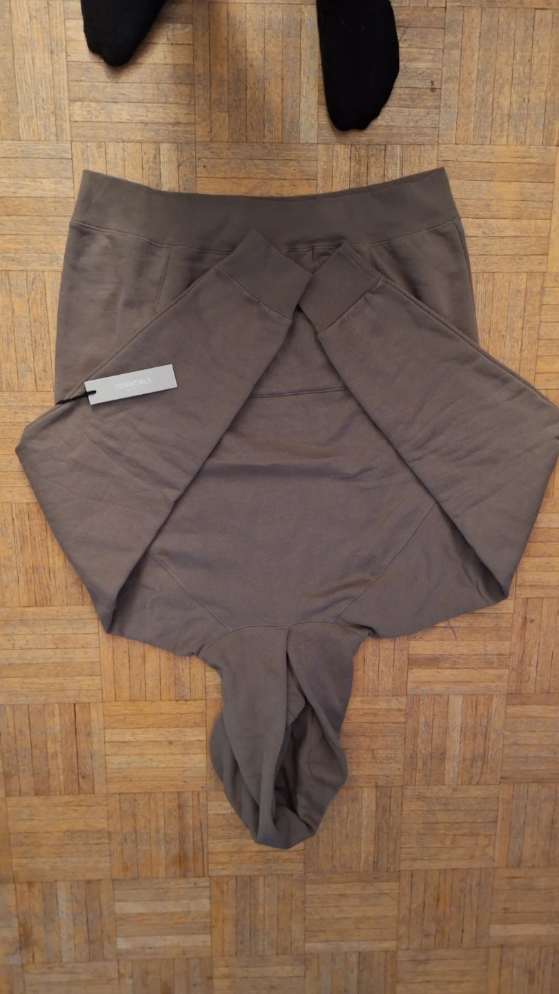 Essentials Fear of God Hoodie - Size M