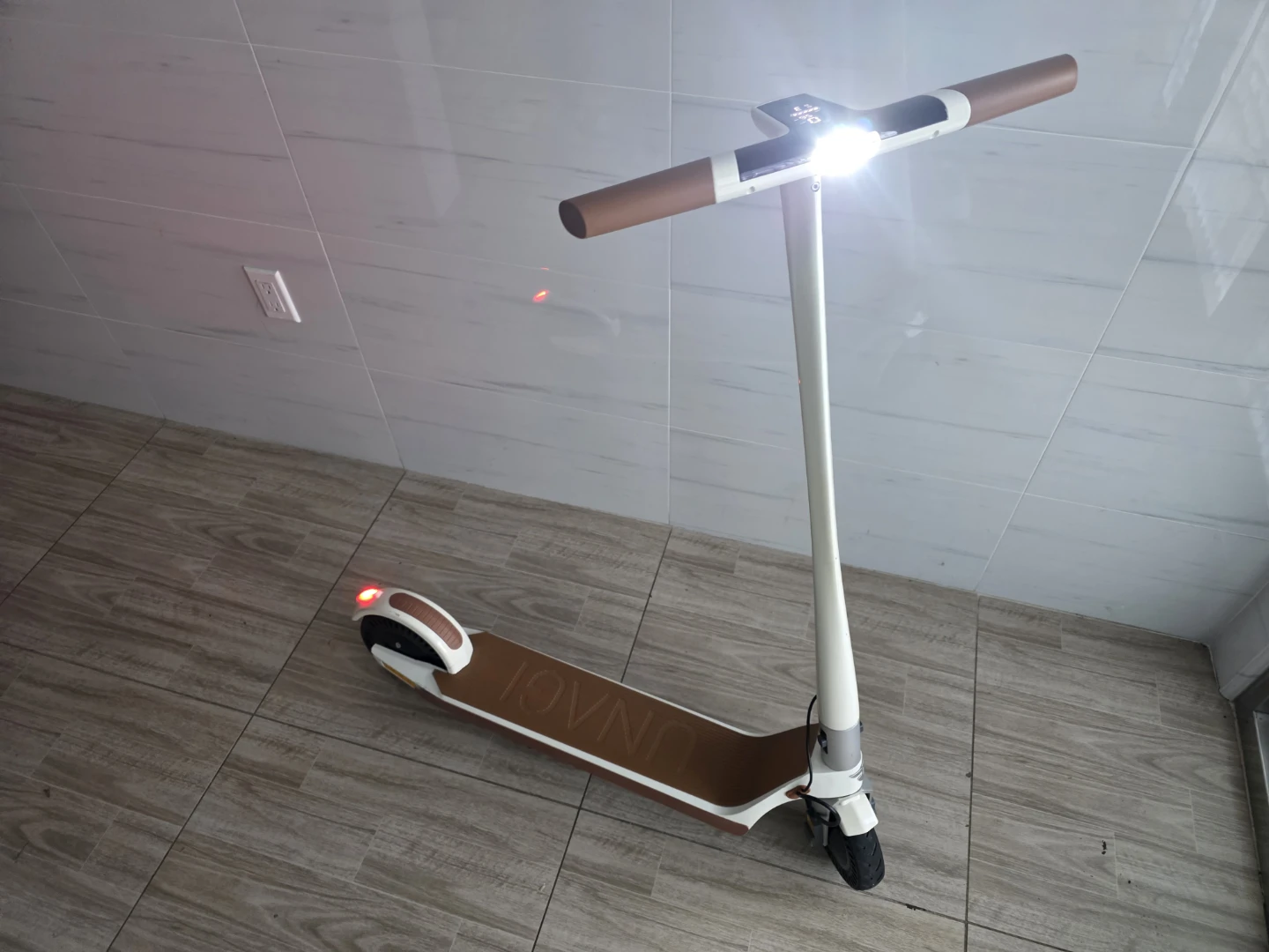 Unagi Model One E500 Electric Scooter - photo 5