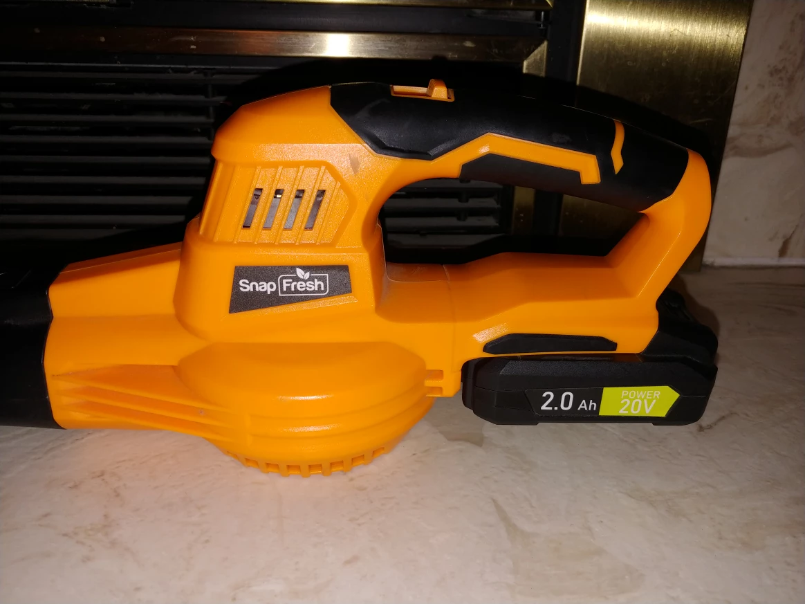 Snap Fresh Cordless Leaf/Snow Blower - photo 3