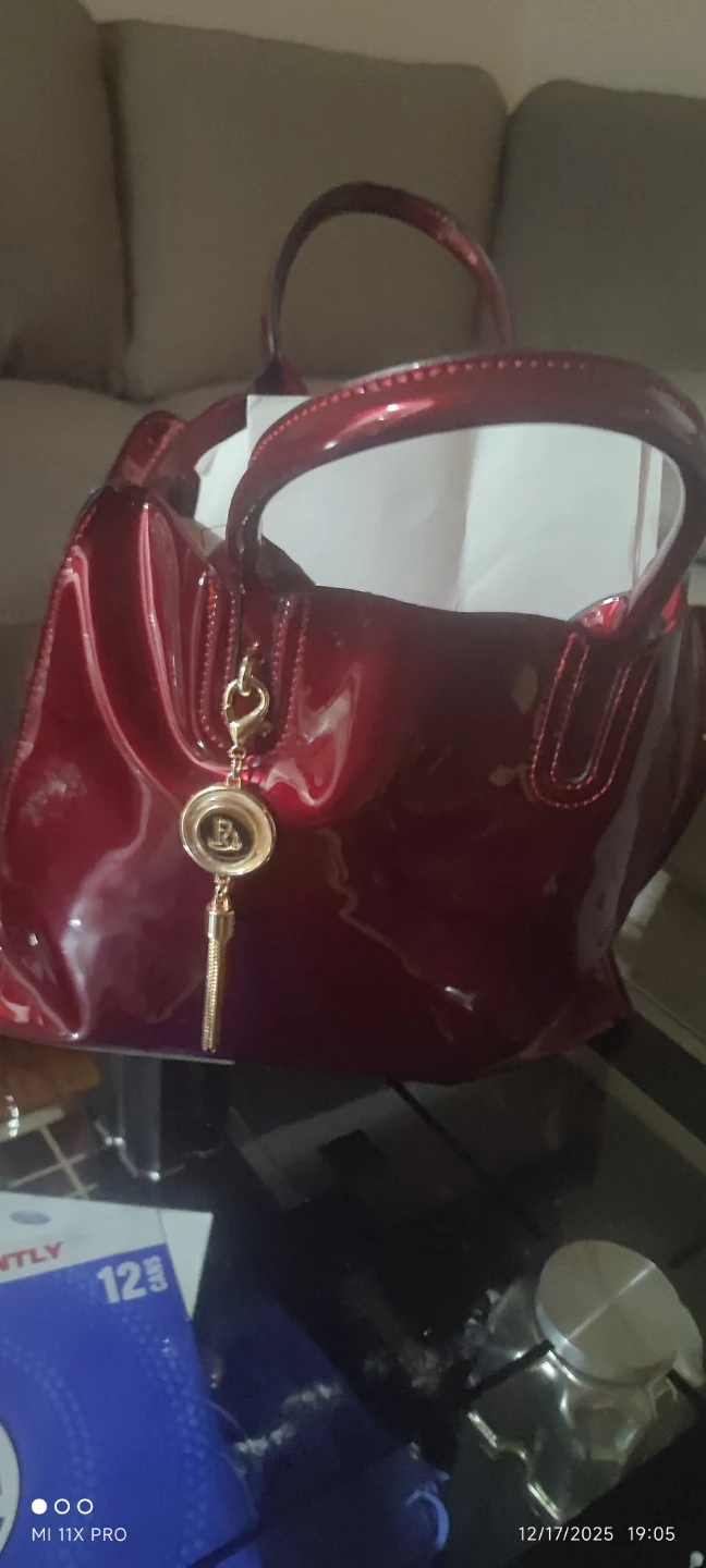 Burgundy Patent Leather Handbag - photo 2