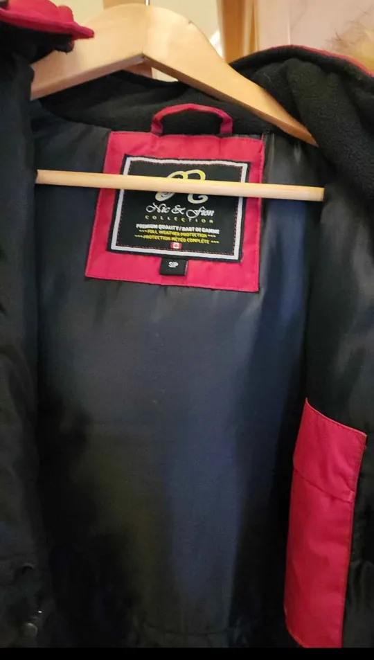 Red Winter Parka - Size S image indicator(3)