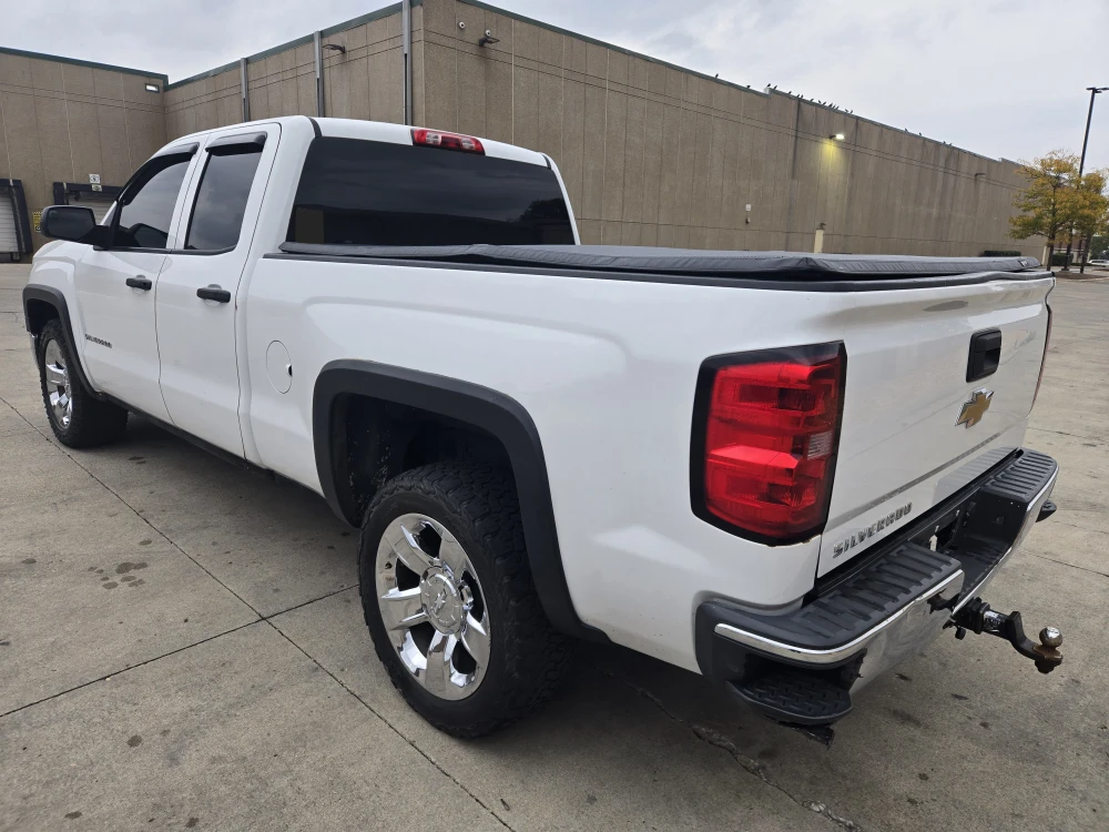 **2014 CHEVY SILVERADO 1500** RUNS AND DRIVES GREAT! - photo 3