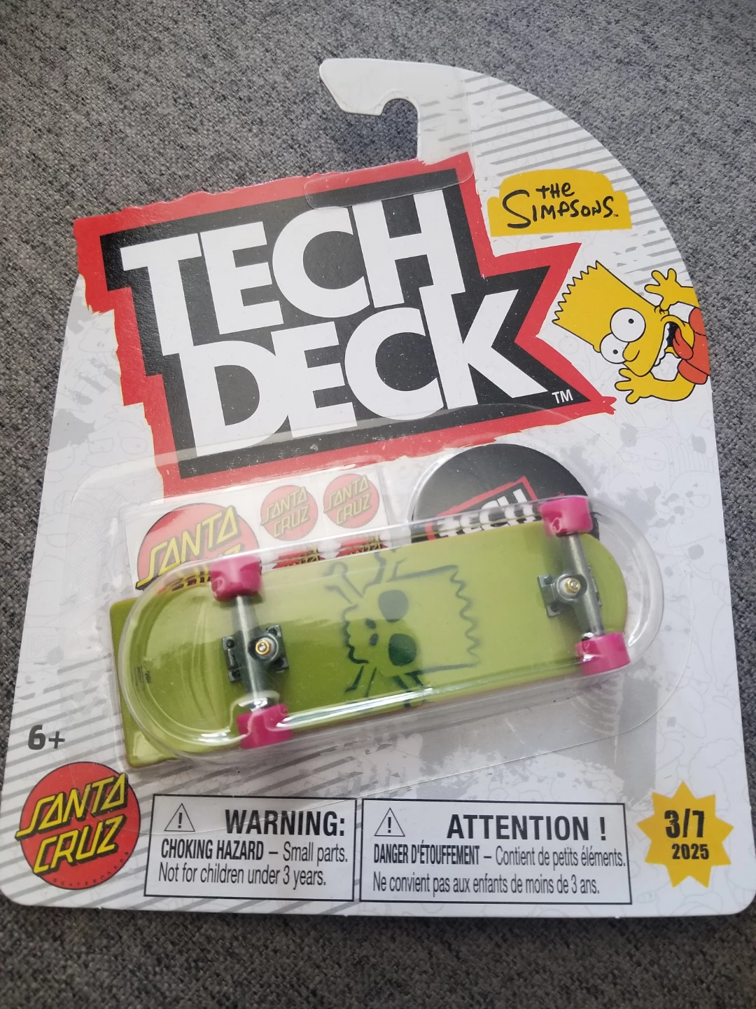 New Tech Deck Santa Cruz x Simpsons Fingerboard