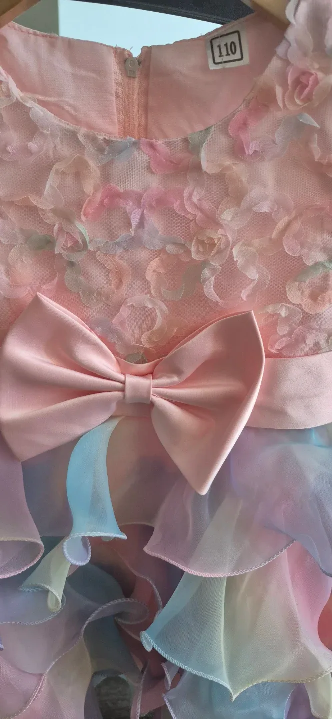 Girls' Party Dress (Price negotiable) image indicator(2)