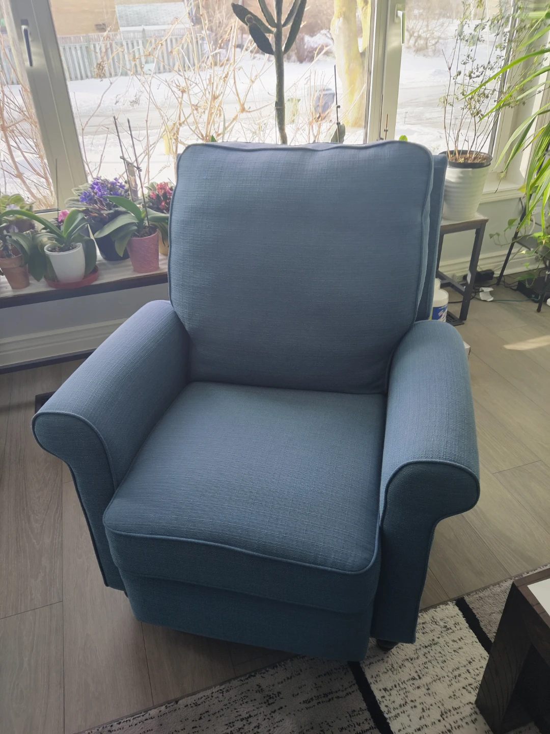Blue Recliner Chair (32" Wide)