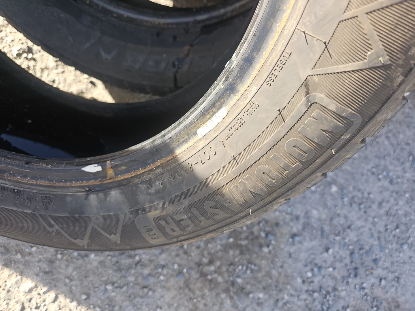 215/60/R17 motomaster winter edge tires full set - photo 3