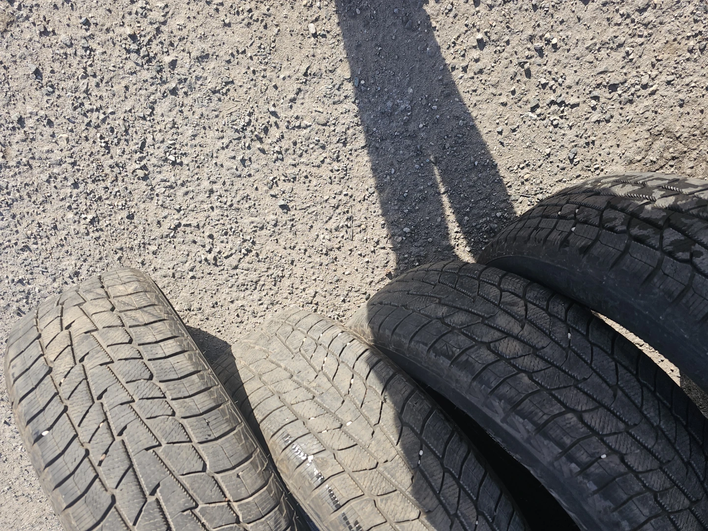 215/60/R17 motomaster winter edge tires full set - photo 5