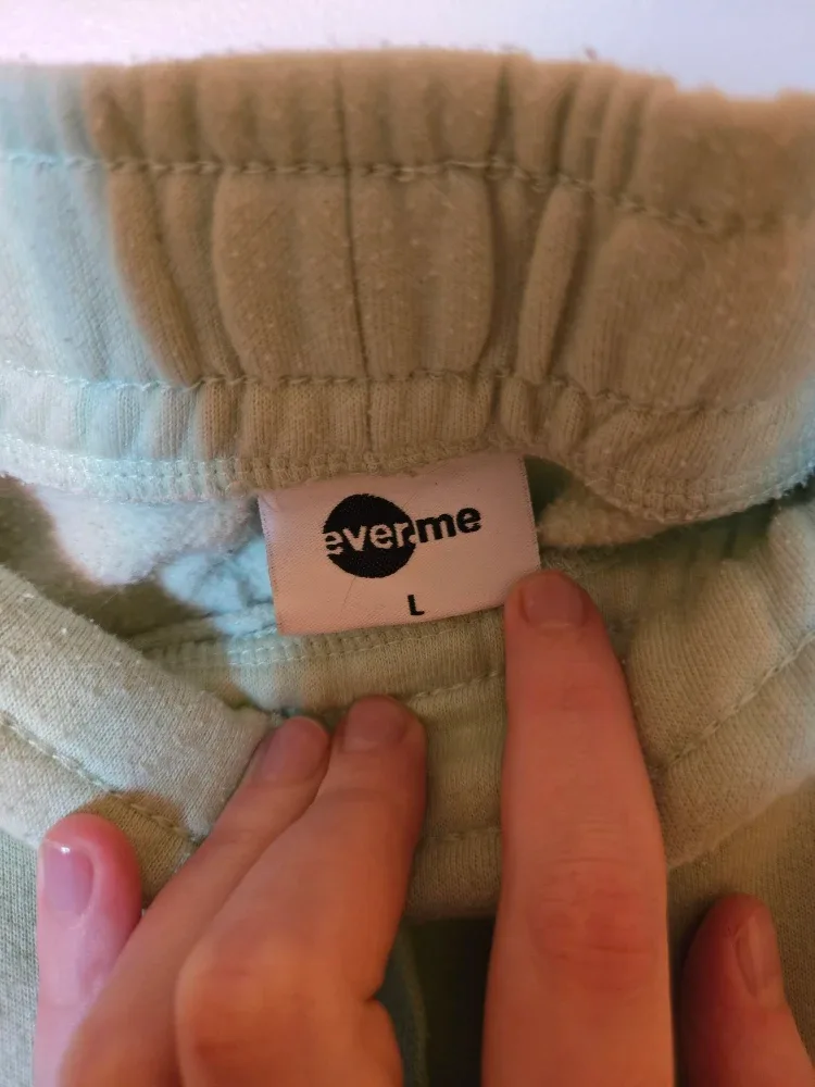 everme Mint Sweatpants - Size Large image indicator(2)