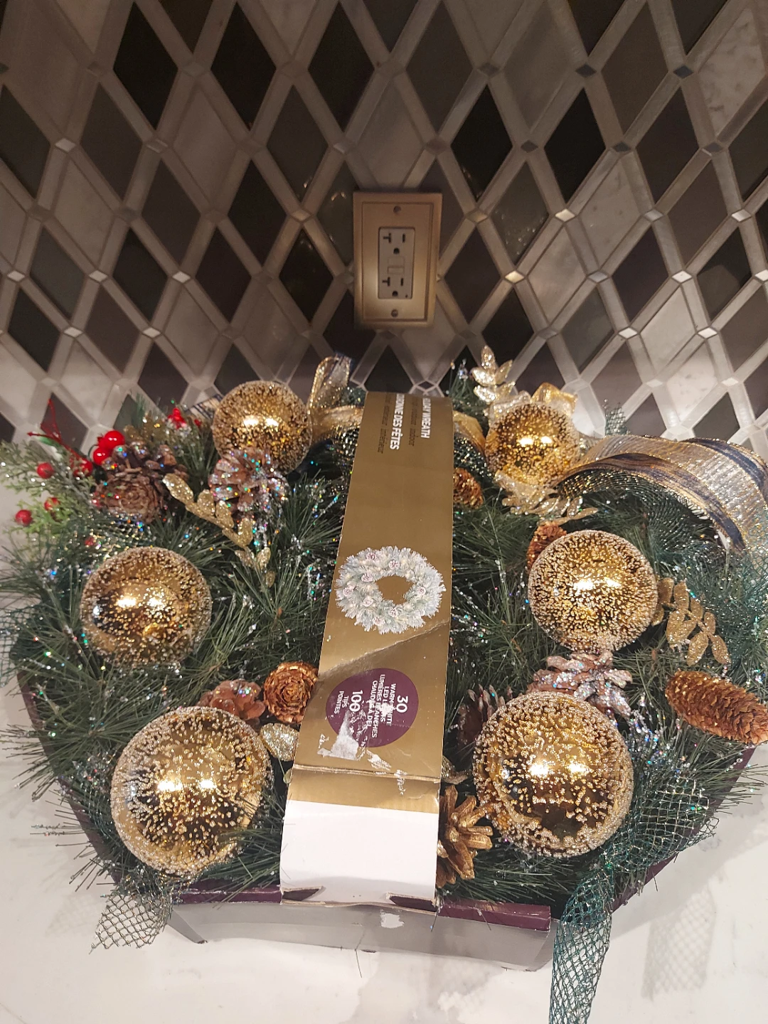 20" Wreath with lights