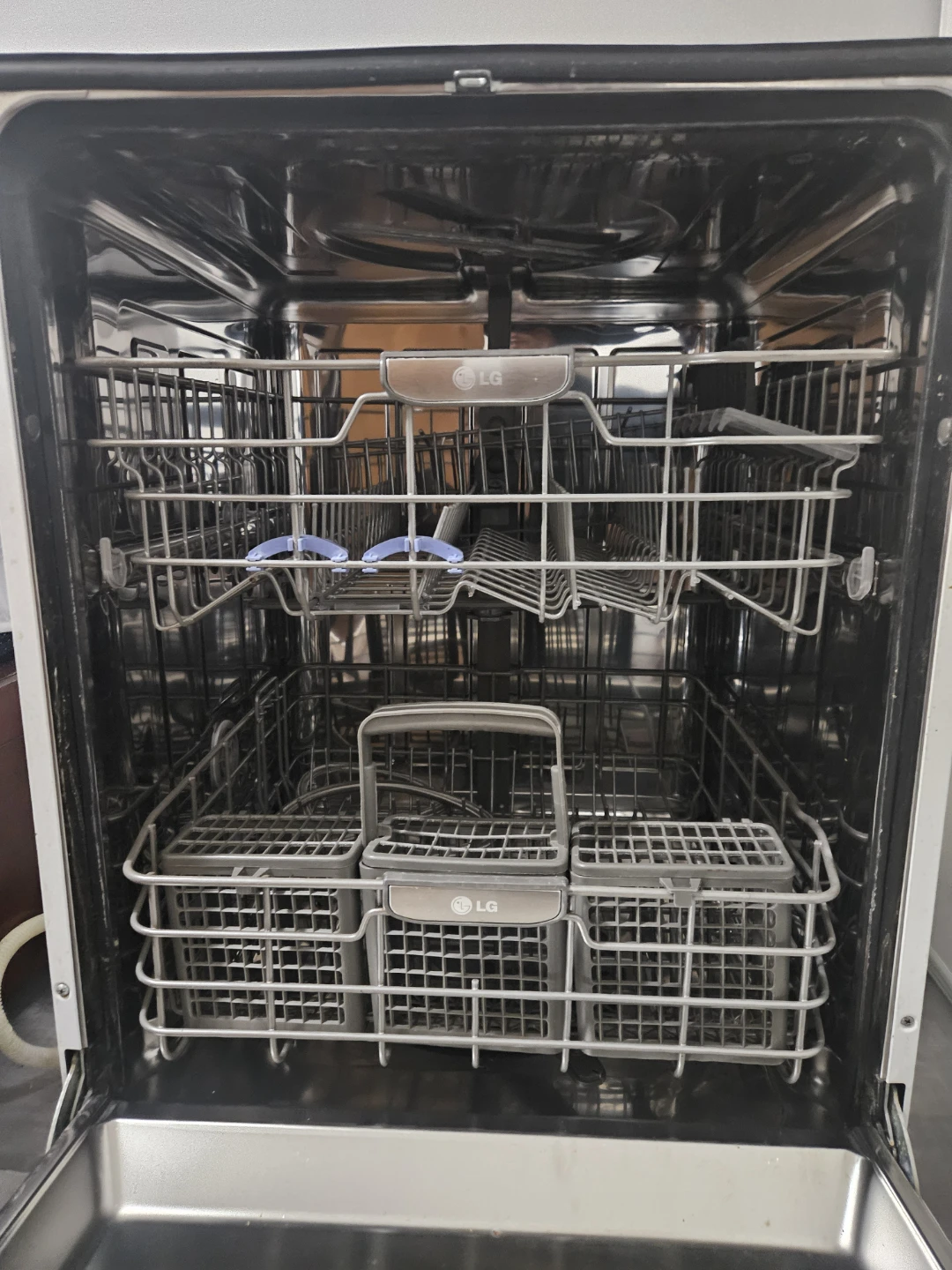 LG Dishwasher - Gently Used - photo 3