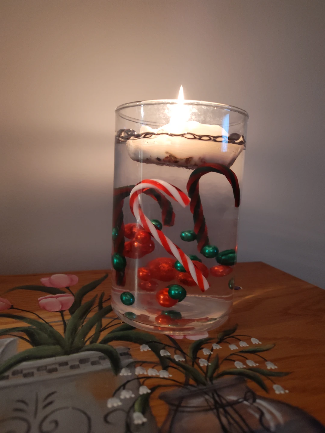 Interchangeable Candle - water beads!