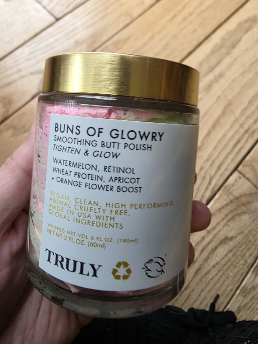 Truly Buns of Glowry Smoothing Butt Polish