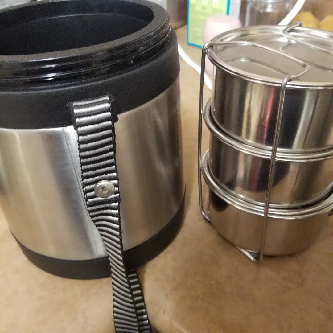 New and unused iveo Stainless Steel Food Container image indicator(2)