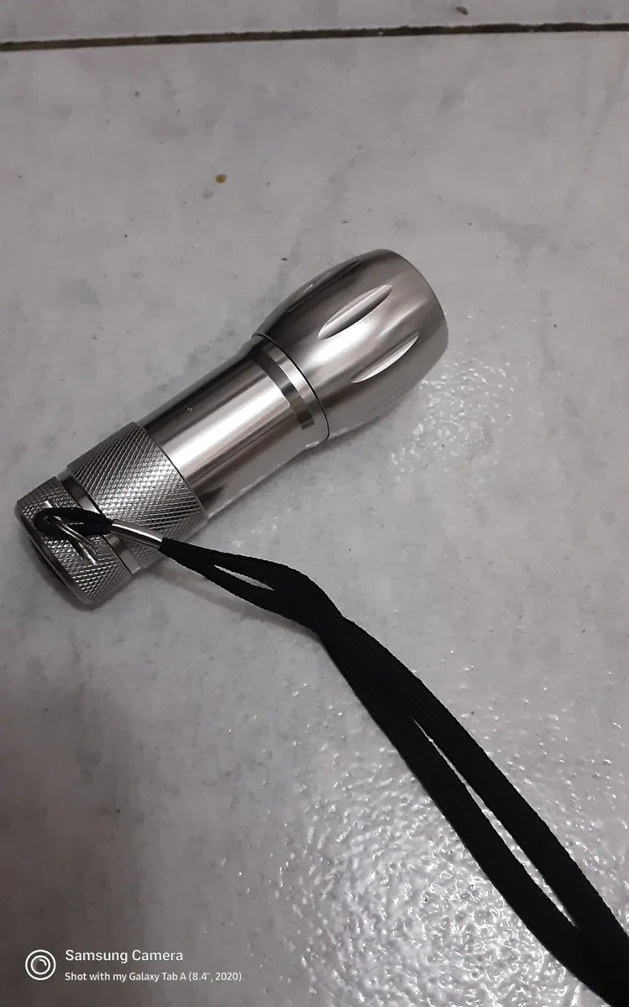 Silver LED Flashlight image indicator(2)