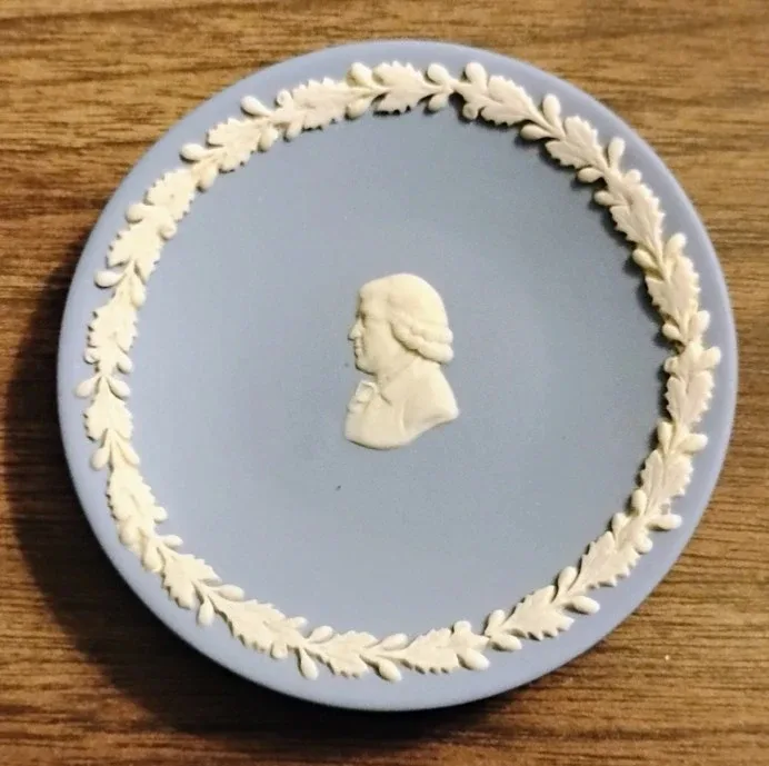 Vintage Wedgwood Male Cameo Jasperware Plate  3"   #CLEANOUT