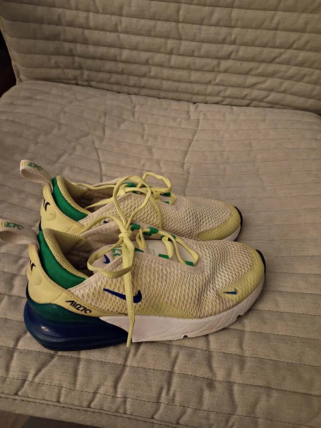 Nike Air Max 270 Yellow/Green Size 2.5Y
