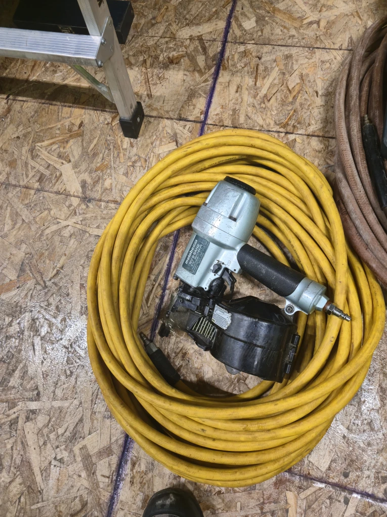 Air Nailer & Campbell Hausfeld Air Compressor - photo 5