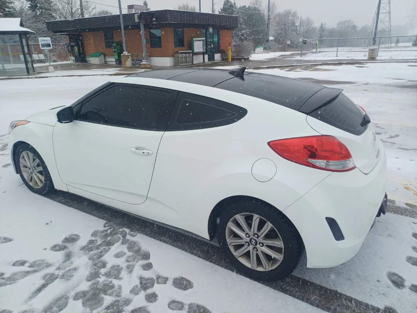 2012 Hyundai Veloster image indicator(4)