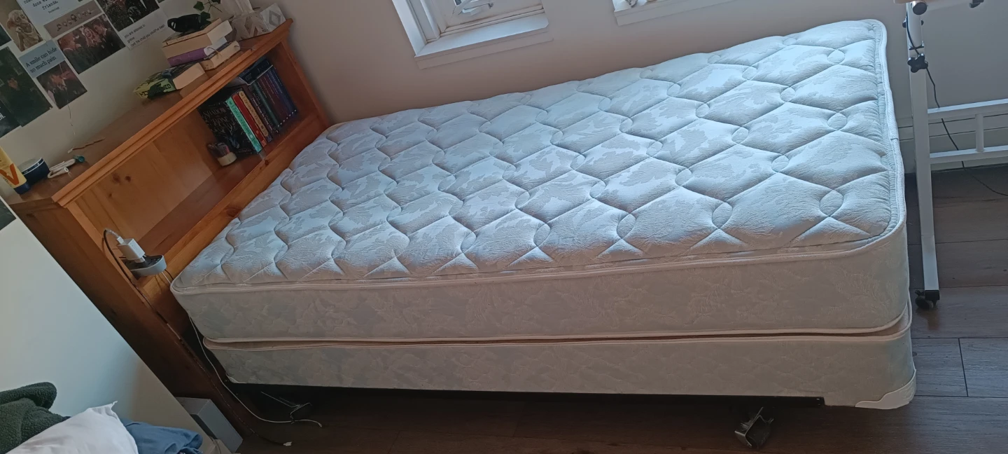 Single Twin bed with headboard