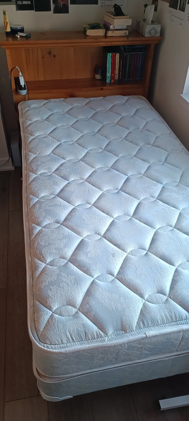 Single Twin bed with headboard - photo 2