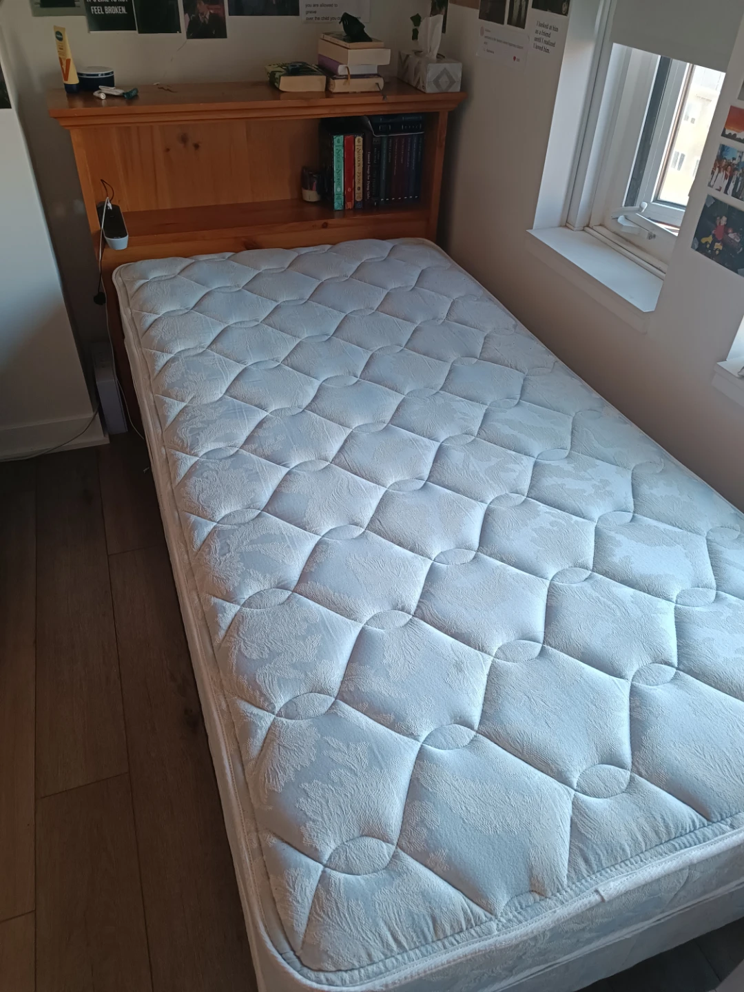 Single Twin bed with headboard - photo 5