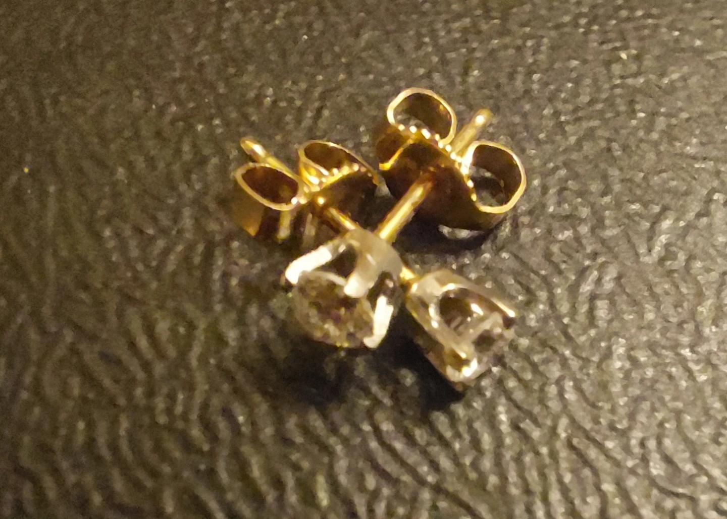 Final reduction! 14kt White Gold Diamond (.26 carats) - photo 4