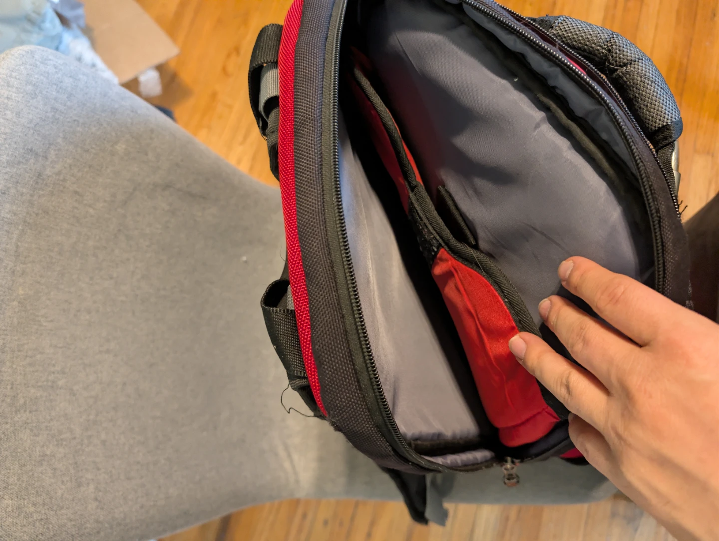 SwissGear Black & Red Backpack - photo 5