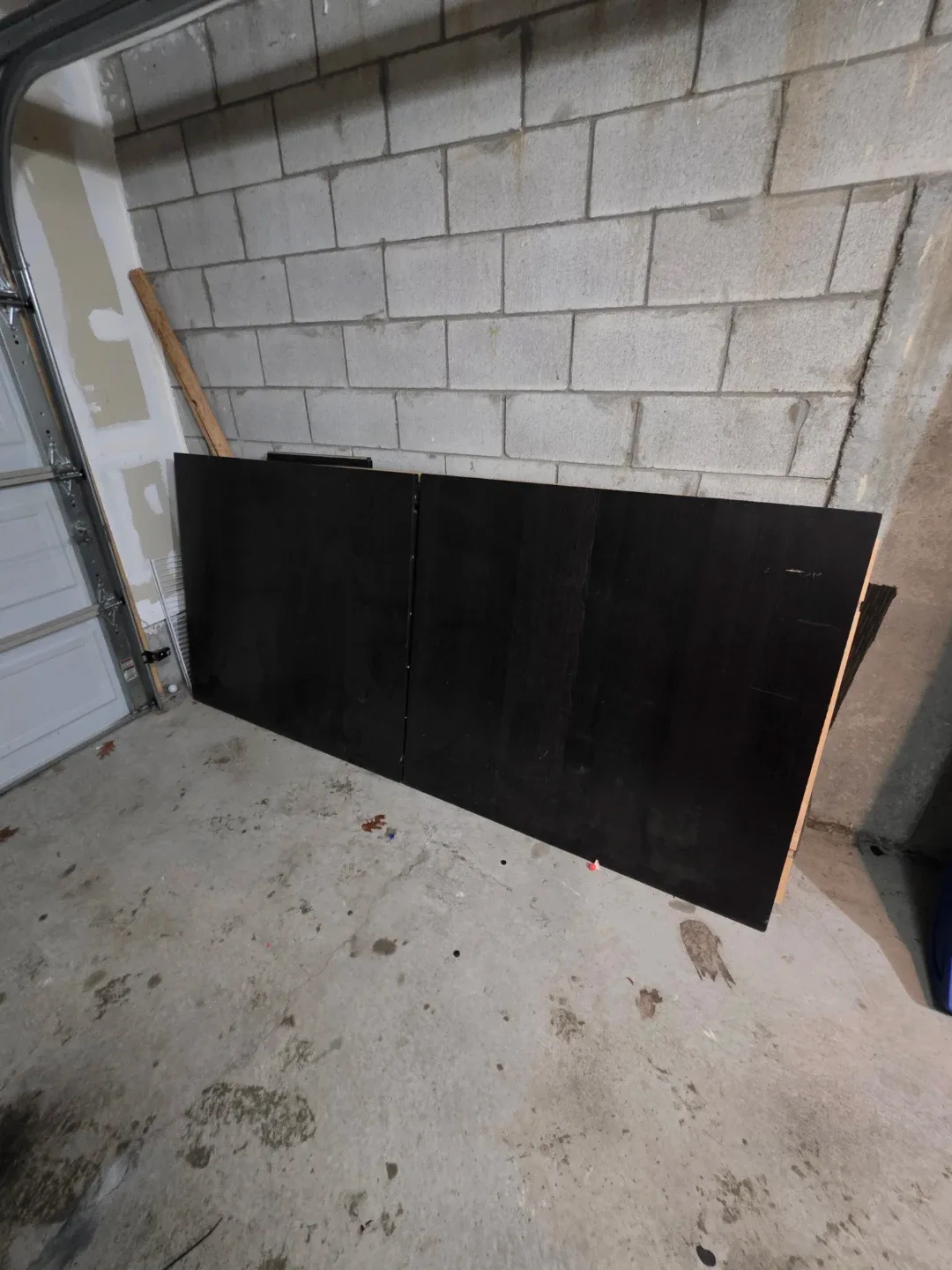 Large Dining Table for 12–16 People image indicator(3)