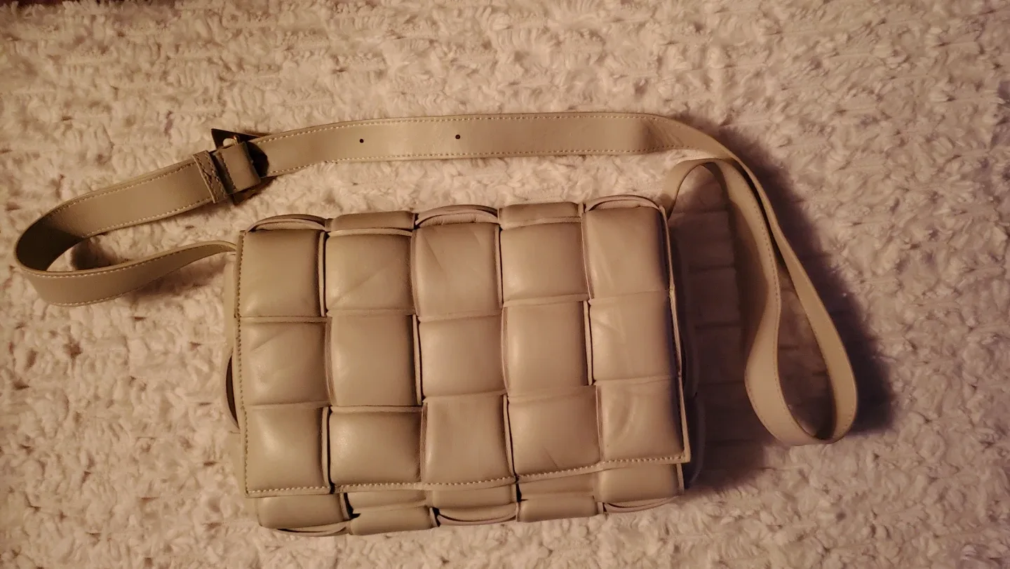 Bottega Veneta Padded Cassette Bag - Ivory