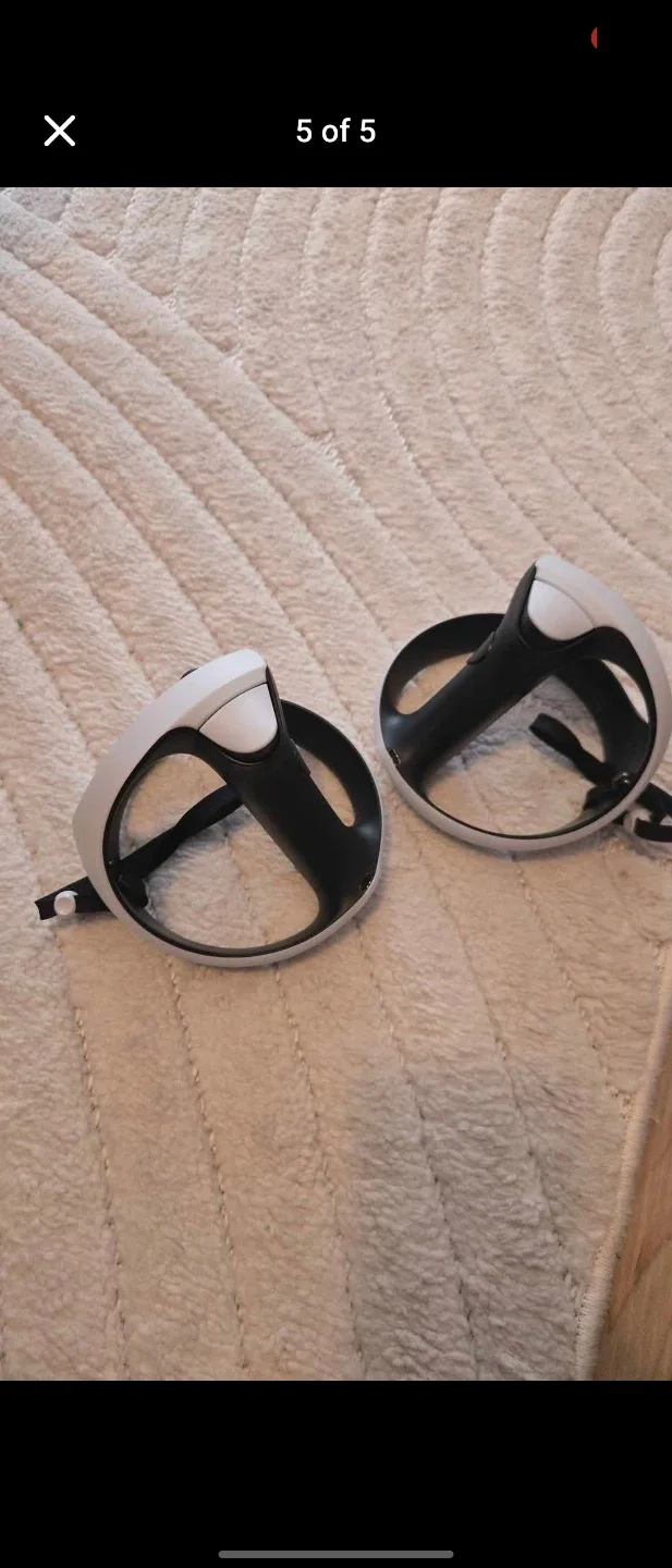 PS5 Slim (disk) + PSVR2 + accessories and Games : Full Setup image indicator(5)