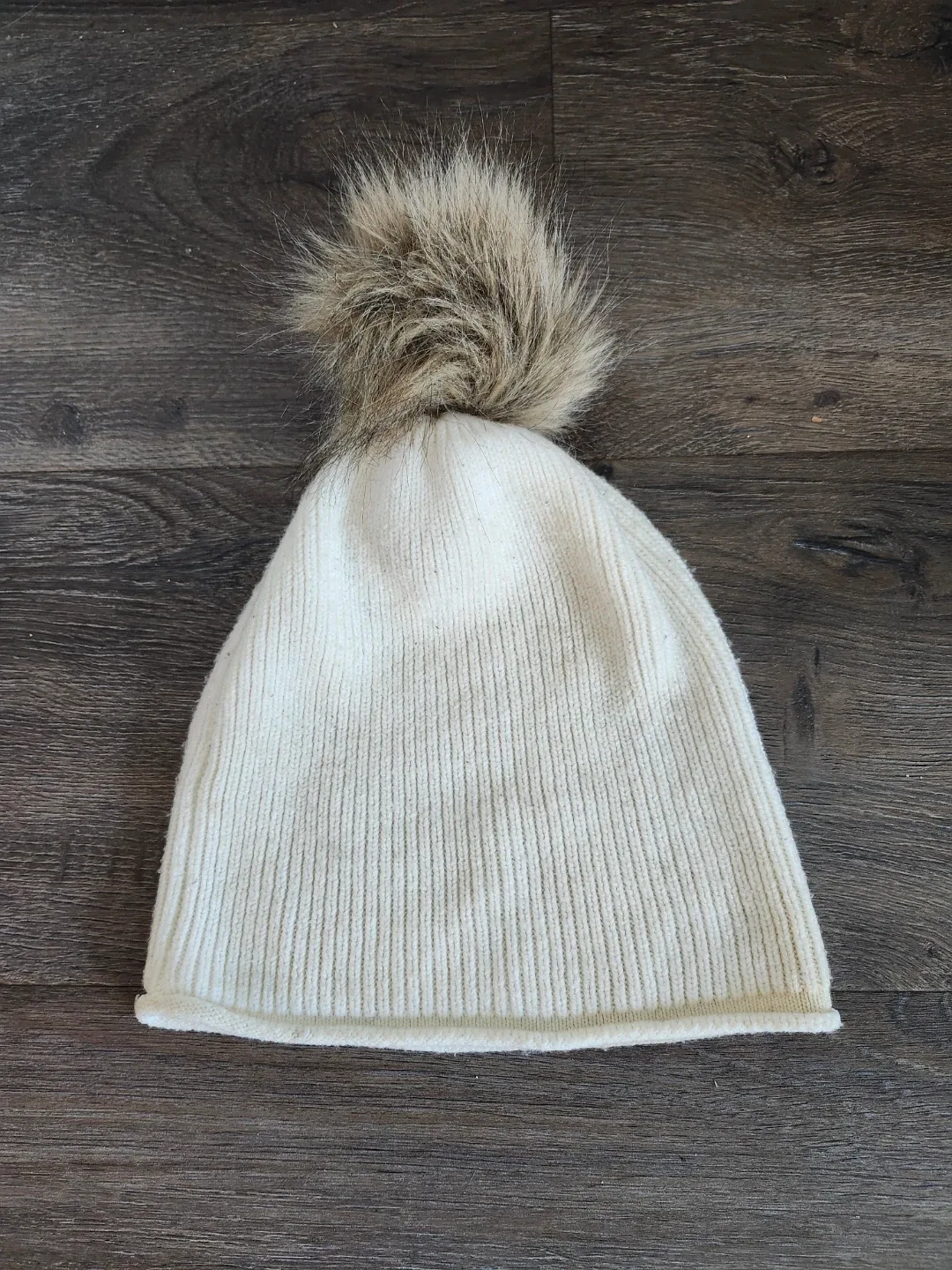 Main Character (Aritzia) Toque #Cleanout image indicator(2)
