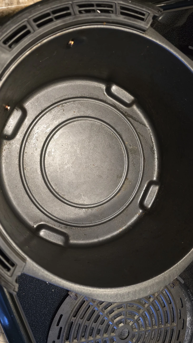 Frigidaire Air Fryer - photo 5